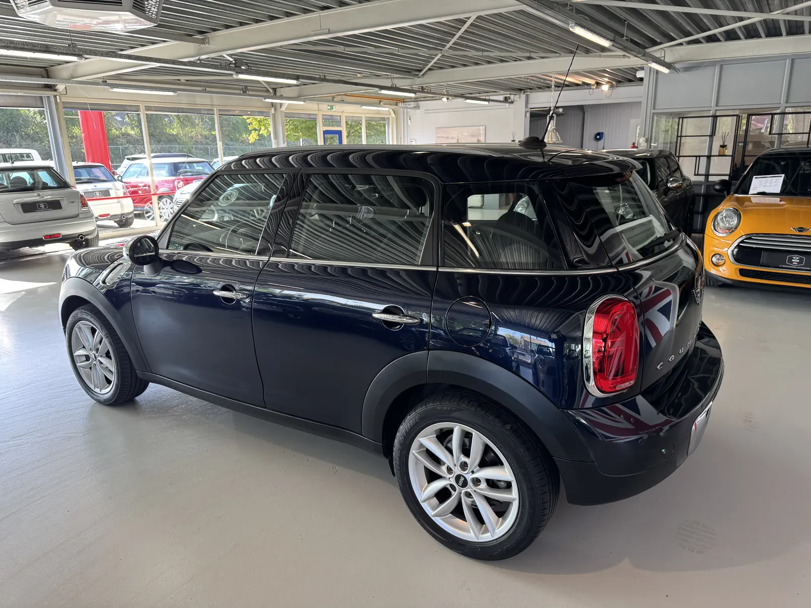 MINI Countryman 2014 in blauw, zijaanzicht links